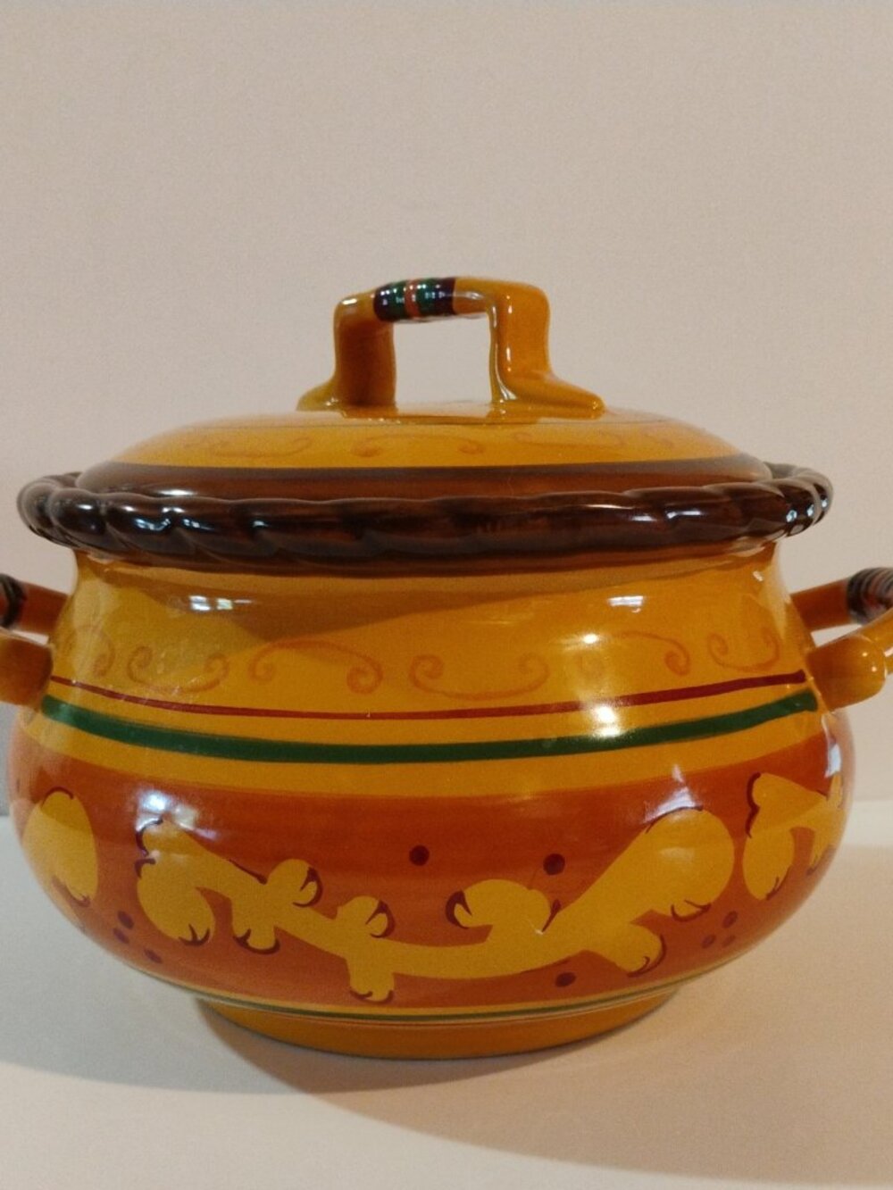 Celebrating Home Stoneware Collection Bean Tuscan Pot Casserole Dish With Lid